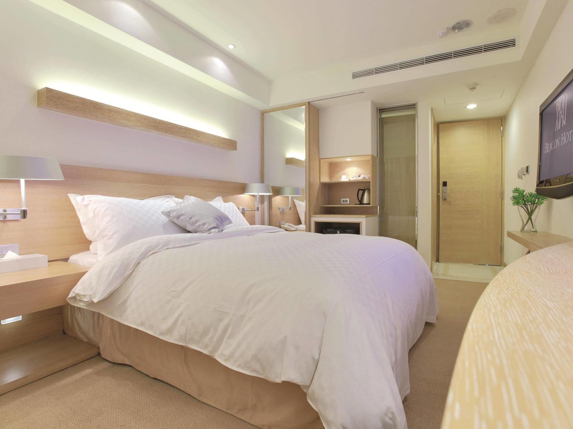 Beacon Hotel Taichung Exterior foto