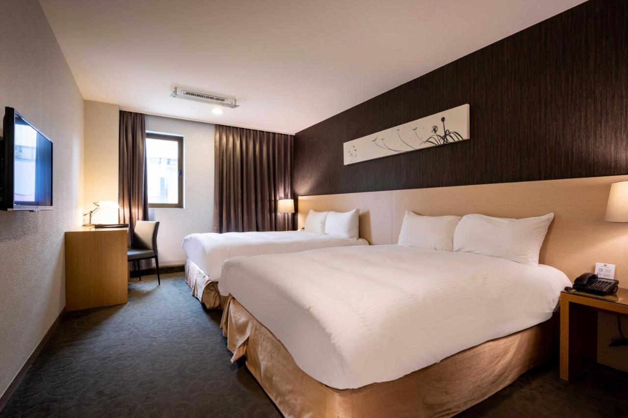 Beacon Hotel Taichung Exterior foto